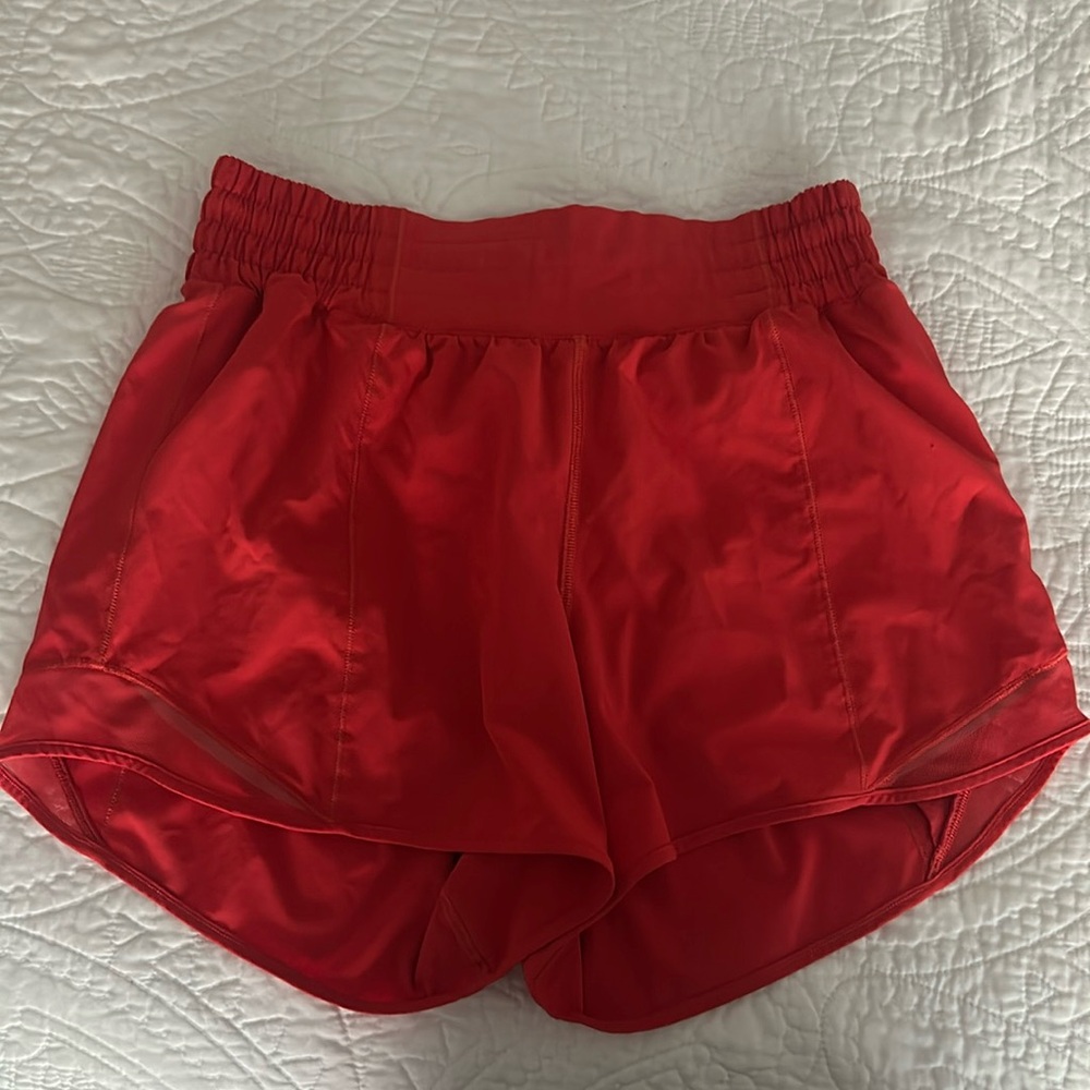 Lululemon Hotty Hot High Rise 4” Lined Short 6